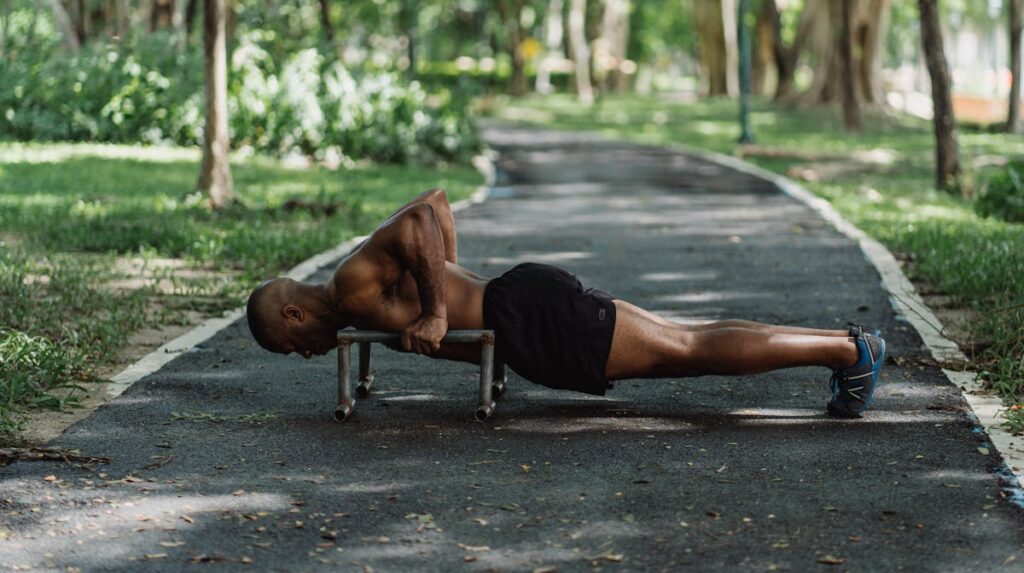 The Benefits of Hinge Exercises Calisthenics