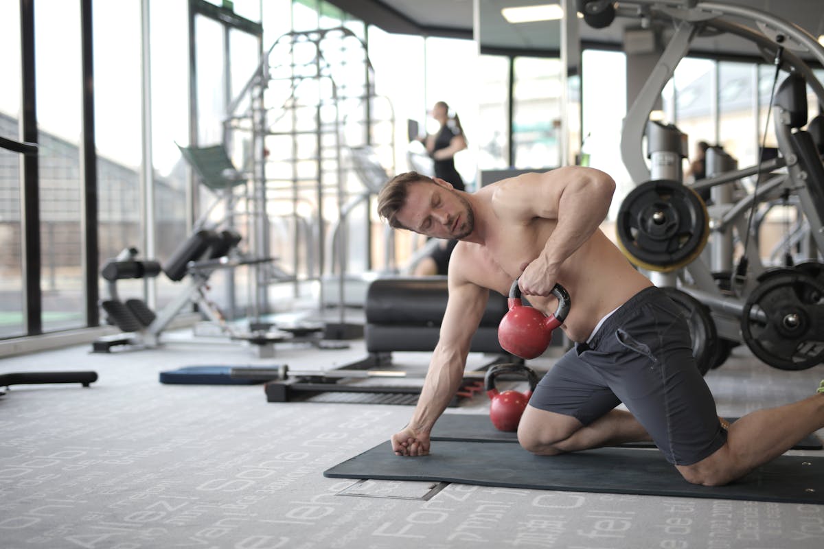 Calisthenics: Master Bodyweight Workouts at Home